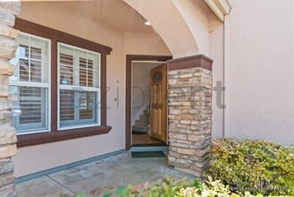 742 Creekside Ct in Gilroy, CA - Building Photo - Building Photo
