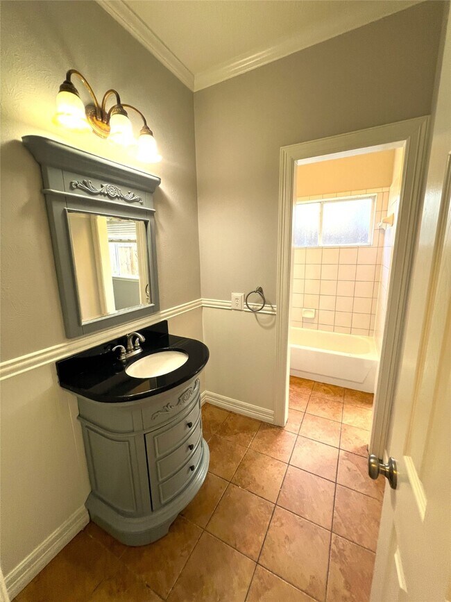 7206 N Fawn River Cir