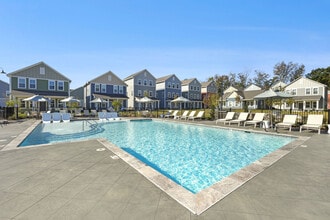 Hamlet Falling Creek - Homes & Townhomes for Rent in Midlothian, VA - Building Photo - Building Photo