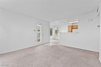 5710 E Tropicana Ave in Las Vegas, NV - Building Photo - Building Photo