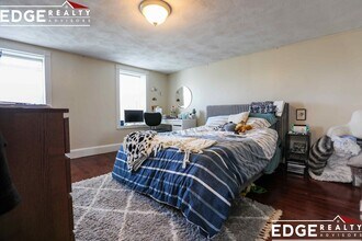 5 Cottage St, Unit 2 in Boston, MA - Building Photo - Building Photo