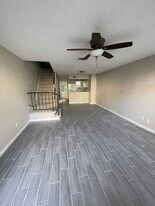 11332 Grandville Dr in Temple Terrace, FL - Building Photo