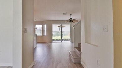 16319 Bridgeglade Ln in Lithia, FL - Building Photo - Building Photo