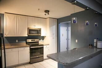 8915 Bergenwood Ave in North Bergen, NJ - Building Photo - Building Photo
