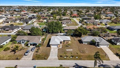 1205 SW 29th Terrace in Cape Coral, FL - Building Photo - Building Photo