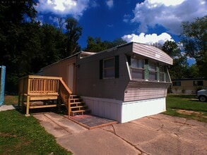 Centralia Estates in Centralia, IL - Foto de edificio - Building Photo