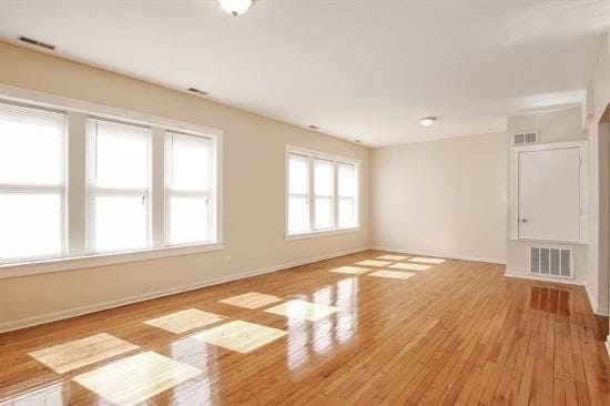 6236 S Artesian Ave in Chicago, IL - Building Photo - Building Photo