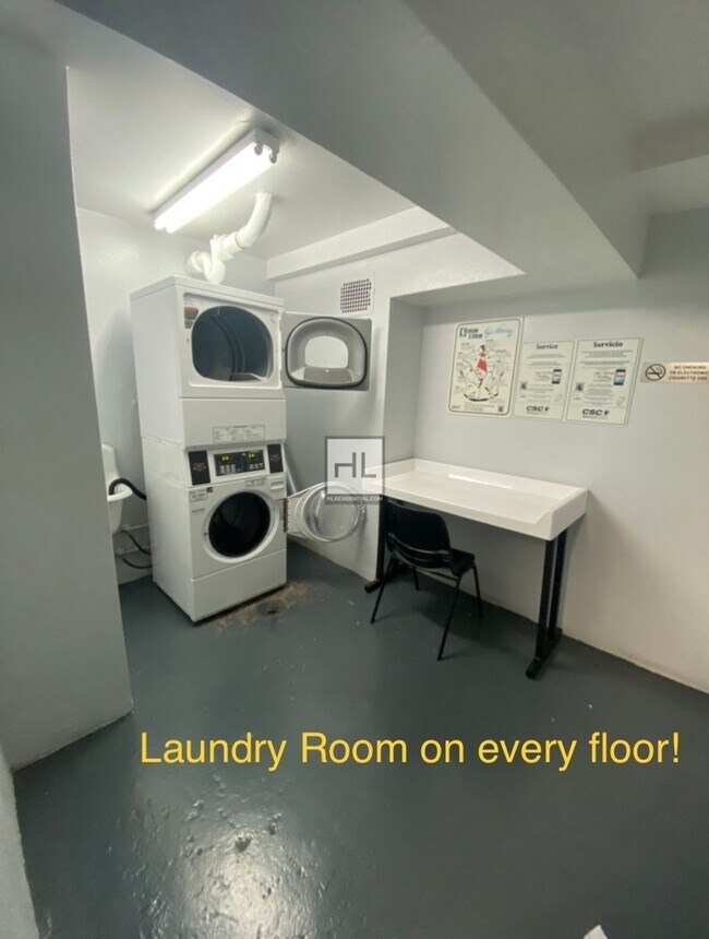 5 AVENUE in New York, NY - Foto de edificio - Building Photo