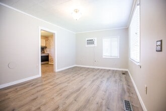 2330 Hyde St SE in Salem, OR - Building Photo - Building Photo