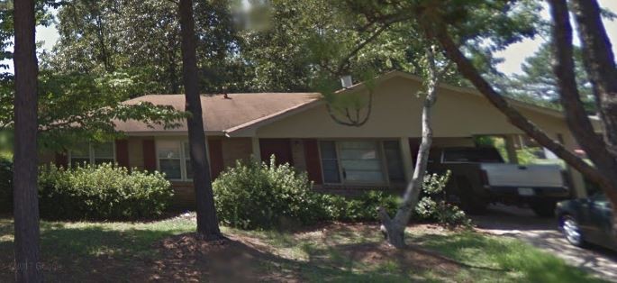 216 Stratford Dr in Warner Robins, GA - Building Photo