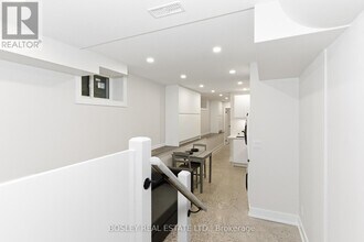 686 Rhodes Ave in Toronto, ON - Building Photo - Building Photo