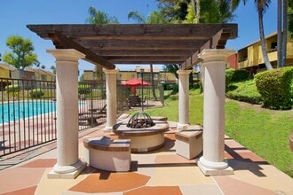 2600 S Azusa Ave in West Covina, CA - Building Photo - Building Photo