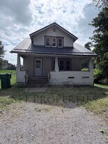 1801 S Lincoln Ave in Salem, OH - Building Photo