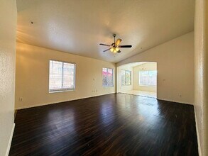 18215 N 11th Dr in Phoenix, AZ - Building Photo - Building Photo