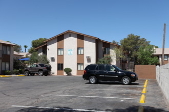 Sage Point Apartments in Las Vegas, NV - Building Photo - Building Photo