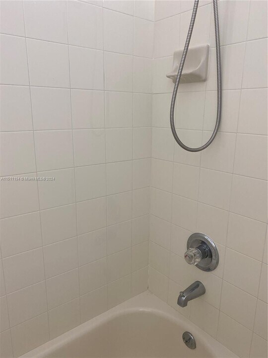 8826 W Flagler St-Unit -108 in Miami, FL - Building Photo