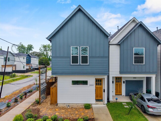 2105 Sam Wilson St in Houston, TX - Building Photo - Building Photo