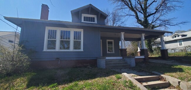 property at 1004 Caldwell St