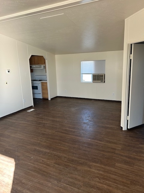 1100 S Harmon Rd in Fallon, NV - Building Photo - Building Photo