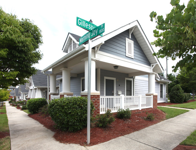 The Villas at Willow Oaks in Greensboro, NC - Building Photo - Building Photo