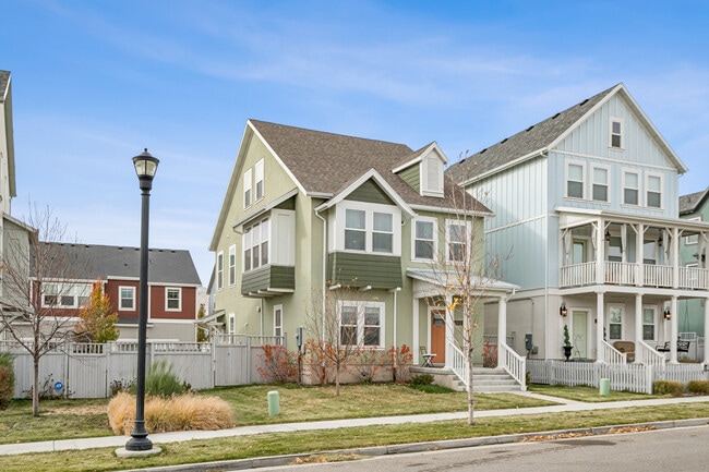 11632 S Skyward Rd in South Jordan, UT - Building Photo - Building Photo