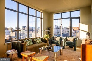 1700 N Front St, Unit 1B-306 in Philadelphia, PA - Building Photo