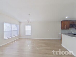 14214 Edinburgh Moor Dr in Wimauma, FL - Building Photo - Building Photo