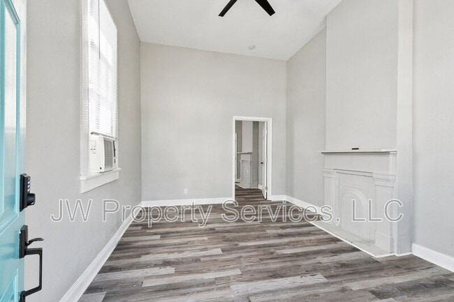 910-912 N Prieur St in New Orleans, LA - Building Photo - Building Photo