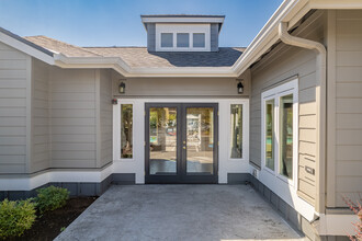 Summer Creek Apartments in Tigard, OR - Building Photo - Building Photo