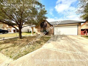 9919 Fortune Ridge Dr in Converse, TX - Building Photo - Building Photo