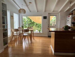 5791 SW 62nd Ter in Miami, FL - Building Photo - Building Photo