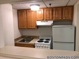 62 Boylston St in Boston, MA - Building Photo
