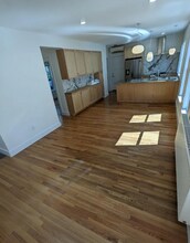 14 Myrtle Ave, Unit 1 in Cambridge, MA - Foto de edificio - Building Photo