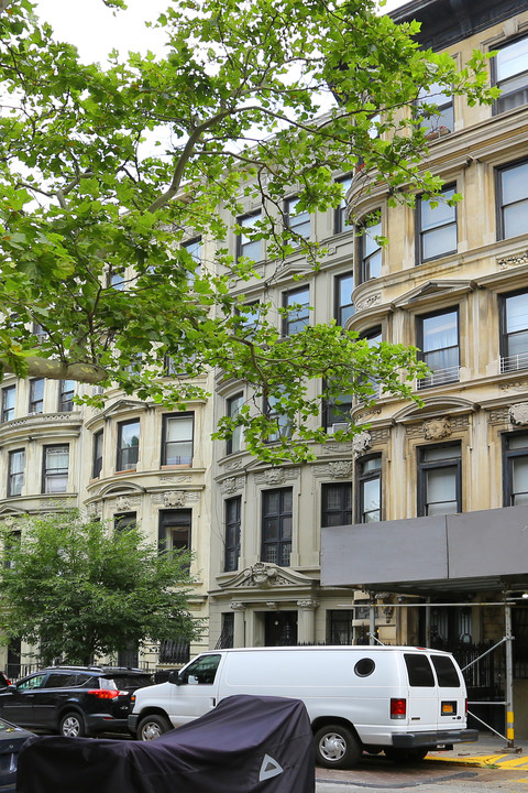 21 W 85th St in New York, NY - Foto de edificio