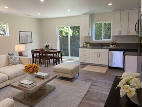 8630 Lubao Ave in Winnetka, CA - Building Photo - Building Photo