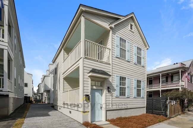 12 1/2 Nunan St in Charleston, SC - Building Photo - Building Photo