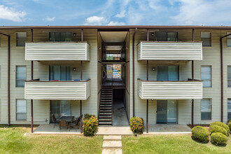 The Lodge Apartments in Columbus, GA - Building Photo - Building Photo