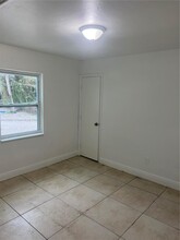 444 NW 80th St in Miami, FL - Building Photo - Building Photo