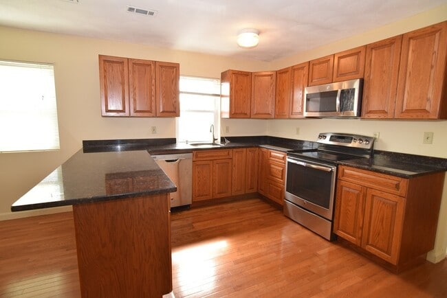 property at 877-879 Washington St