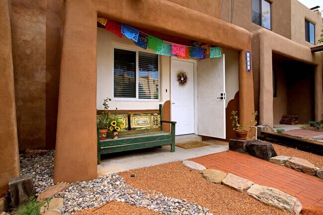 1572 Avenida de Las Americas in Santa Fe, NM - Building Photo - Building Photo