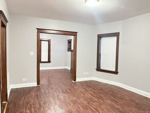 305 Herkimer St in Joliet, IL - Building Photo - Building Photo