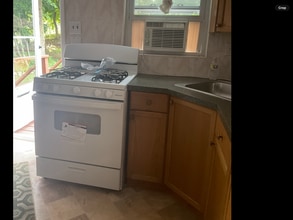 51 Maple Ave, Unit 2 in Rockaway, NJ - Building Photo - Building Photo