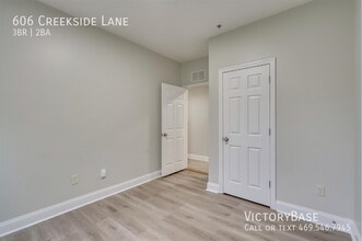 606 Creekside Ln in Sackets Harbor, NY - Building Photo - Building Photo