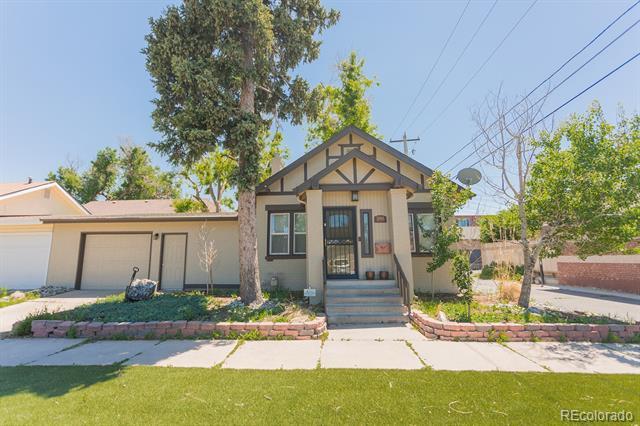 property at 3916 W Conejos Pl