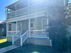 812-816 Hays St in San Antonio, TX - Building Photo - Building Photo