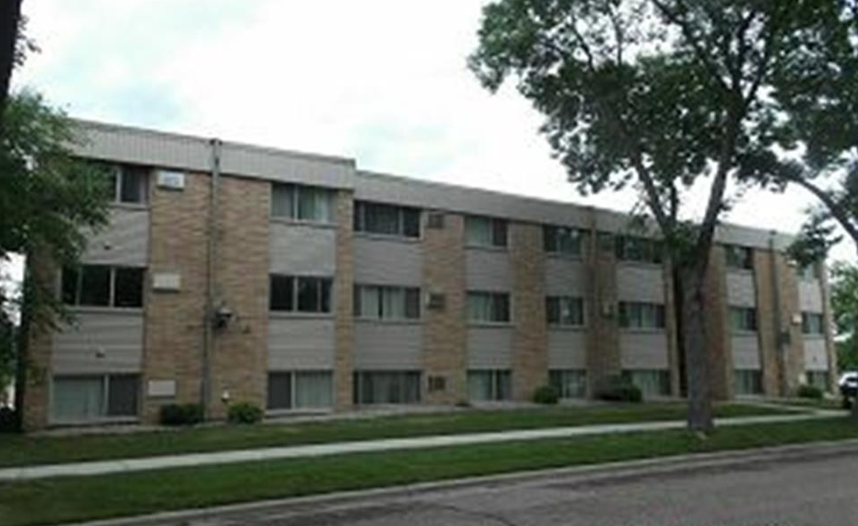 State Street Apartments in Mankato, MN - Foto de edificio