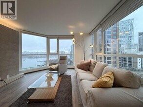 289 Drake St in Vancouver, BC - Building Photo - Building Photo