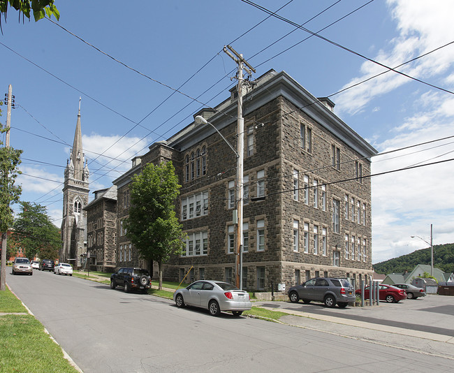 Academy Apartments in Little Falls, NY - Building Photo - Building Photo