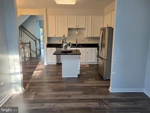 25415 Morse Dr in Chantilly, VA - Building Photo - Building Photo