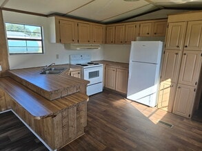 472 Ruben Wells Rd in Hinesville, GA - Building Photo - Building Photo